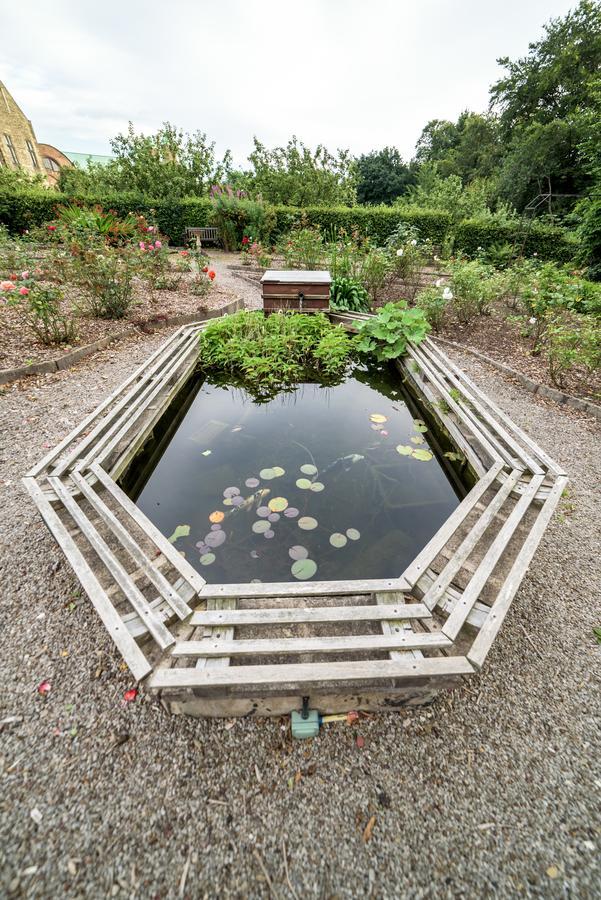 Mirfield Monastery B&B ภายนอก รูปภาพ